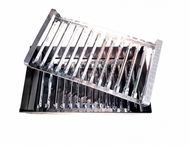 Коптильня горячего копчения "ЧУДО" КНГ-1 черный металл Коптильня горячего копчения "ЧУДО" КНГ-1 черный металл