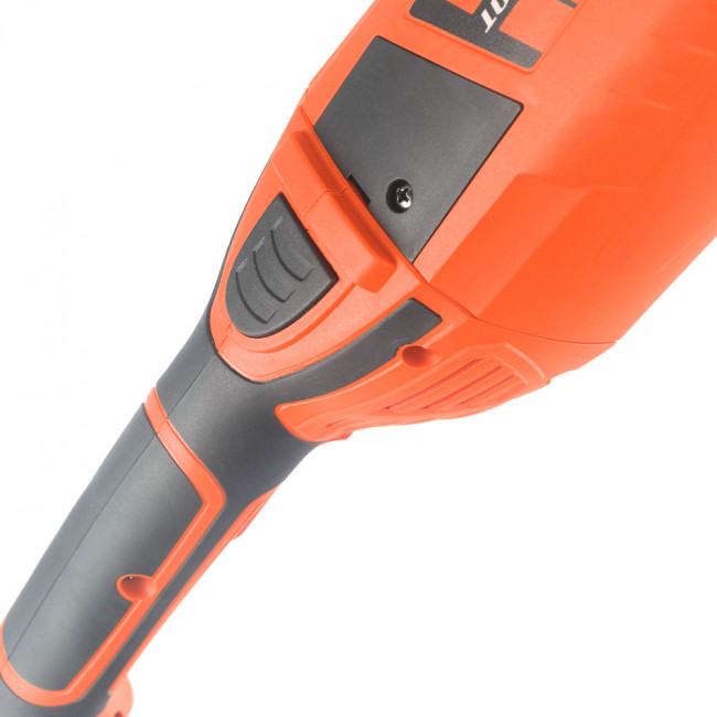 Угловая шлифмашина Интерскол УШМ-2322М Угловая шлифмашина Интерскол УШМ-2322М