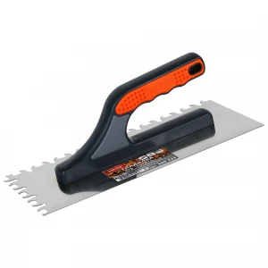 Гладилка 280х130мм полир. нерж. сталь, зуб коготь, 8х11х13мм, 3-К ручка DЕCOR Гладилка 280х130мм полир. нерж. сталь, зуб коготь, 8х11х13мм, 3-К ручка DЕCOR