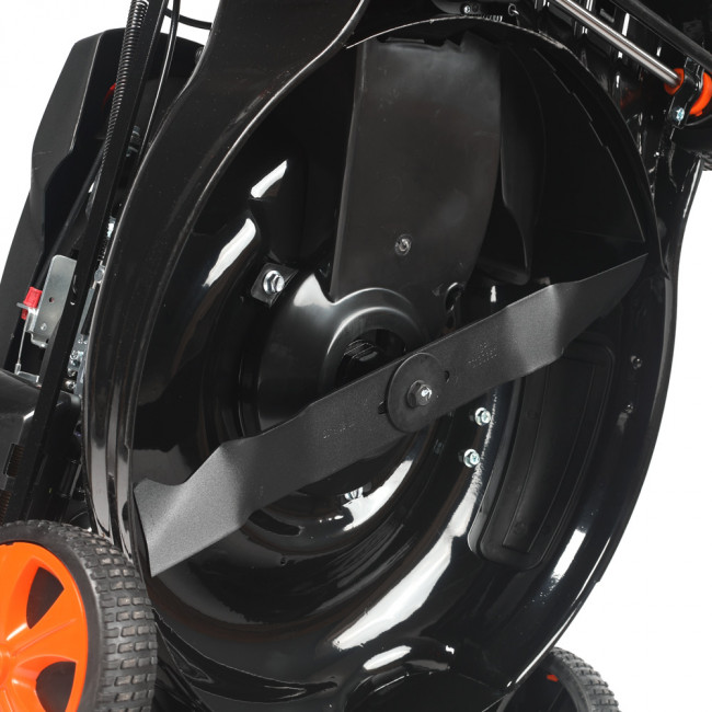 Газонокосилка бензиновая PATRIOT PT 52LS,200сс,6,5 л.с,51см,60л.трав.,метал.дека,привод на колеса Газонокосилка бензиновая PATRIOT PT 52LS,200сс,6,5 л.с,51см,60л.трав.,метал.дека,привод на колеса