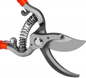 Секатор цельнокованный с эргономичными рукоятками, плоскостной, рез до 25мм GRINDA Секатор цельнокованный с эргономичными рукоятками, плоскостной, рез до 25мм GRINDA