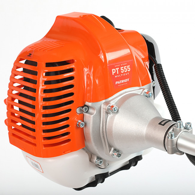 Триммер бензиновый PATRIOT PT 555 (1+1), 52сс, 3.0л.с,жесткий вал,U-рукоятка,катушка Comfort+3Т нож Триммер бензиновый PATRIOT PT 555 (1+1), 52сс, 3.0л.с,жесткий вал,U-рукоятка,катушка Comfort+3Т нож