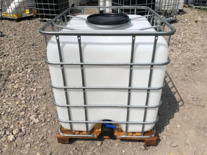 Бочка ЕвроКуб 1000л горловина 400мм Бочка ЕвроКуб 1000л горловина 400мм