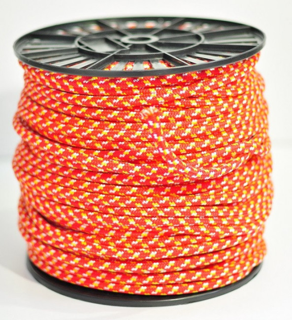 Верёвка полипропиленовая вязаная